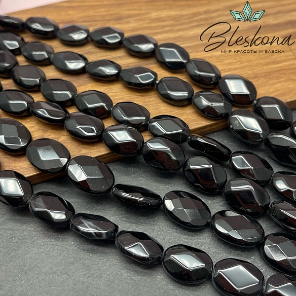 Агат черный с прожилками овал огранка 17,5*13 мм
