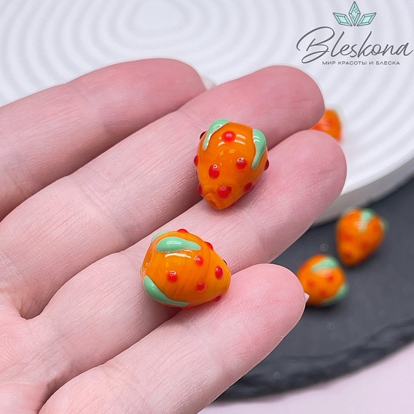 14*12 мм Бусина клубничка оранжевая 