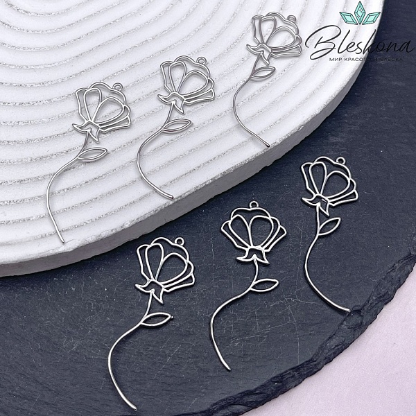 39*16,8 мм Цвет серебро, Подвеска Роза контур