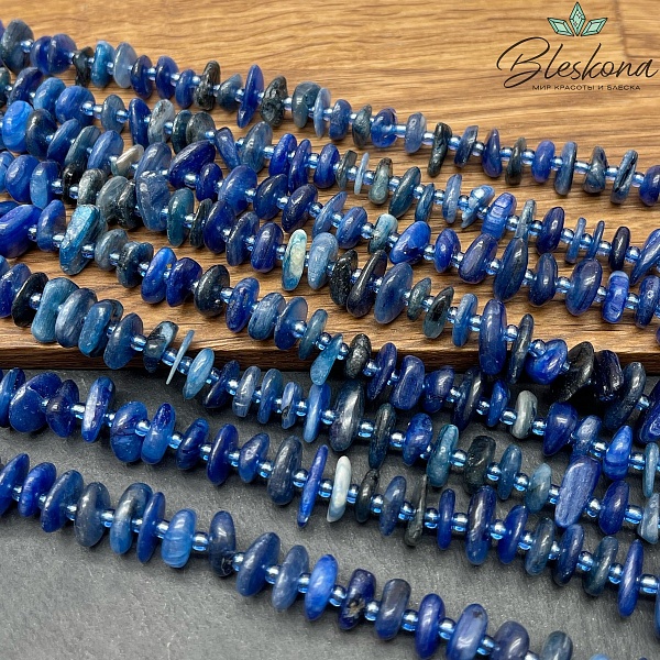 Кианит сколы шлифованные (2-4)*(8-11) мм