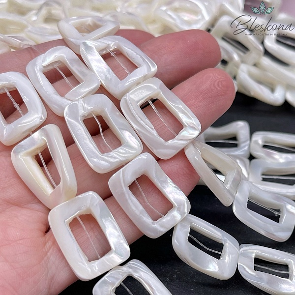 Перламутр белый прямоугольник фриформ 20*15 мм