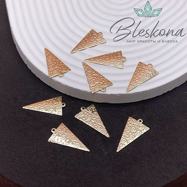 25,5*14 мм Цвет золото, Подвеска Треугольник завитки