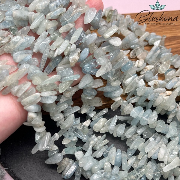 Аквамарин сколы шлифованные 10-22 мм