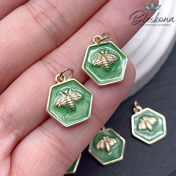 16*15 мм Цвет золото, Подвеска Пчелка зеленая эмаль