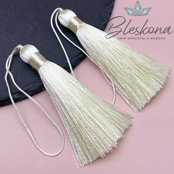 Кисть вискозный шелк Кремовая 8*1 см