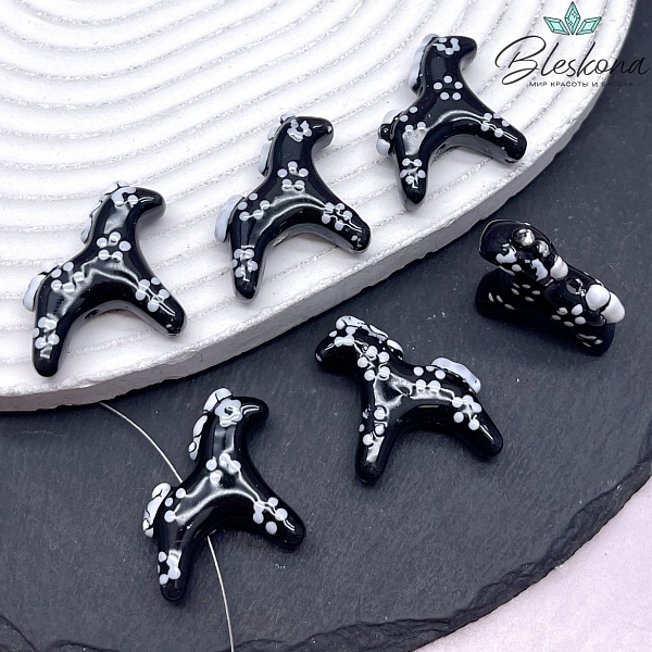 22*27 мм Керамика бусина Дымковская лошадка черная