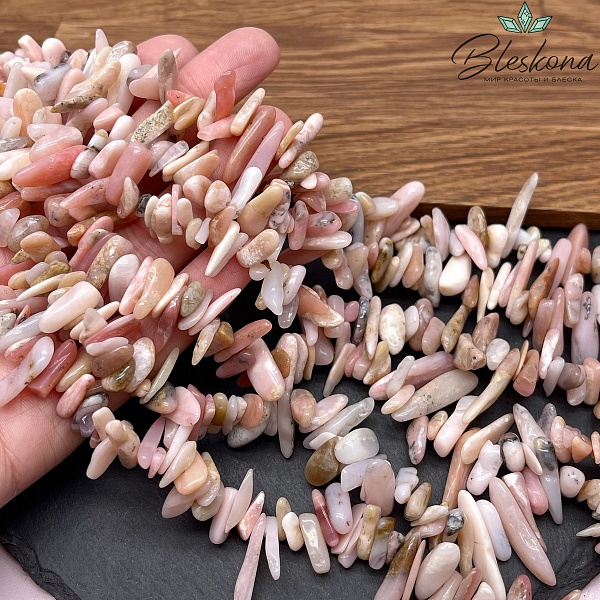 Опал розовый сколы шлифованные 10-22 мм