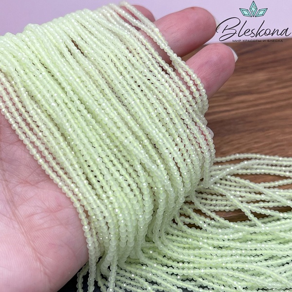 Лунный камень светло-зеленый тонированный (имитация) 2 мм