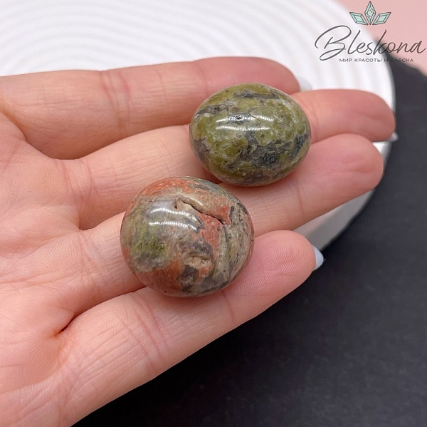 Унакит галтовка 22 -28 мм