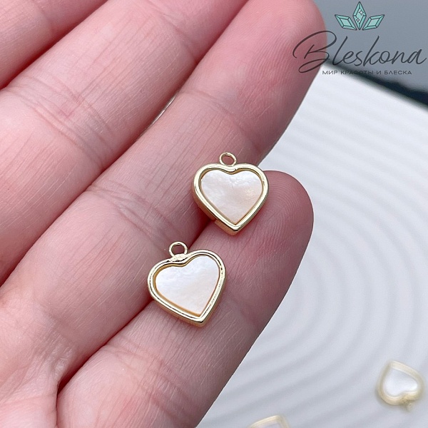 12*10 мм Цвет золото, Подвеска Сердце белый перламутр
