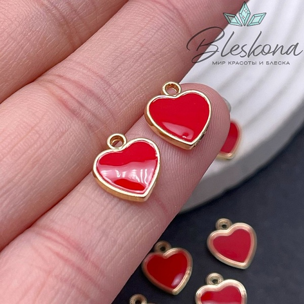 10*11мм Подвеска сердце красная эмаль, цвет золото 