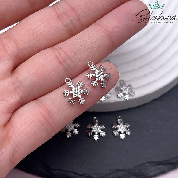 12*9 мм Цвет серебро, Подвеска Снежинка с цирконами