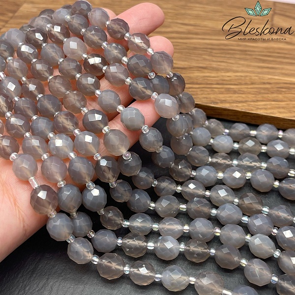 Агат серый овал огранка 10*8 мм