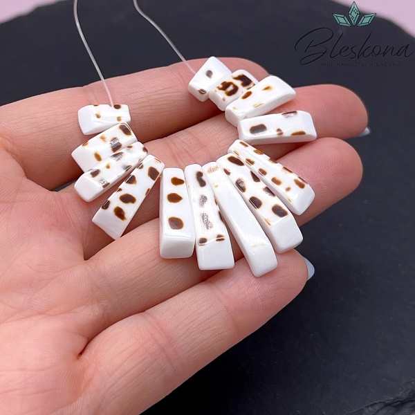 Перламутр белый на увеличение с леопардовым принтом 10-22 мм