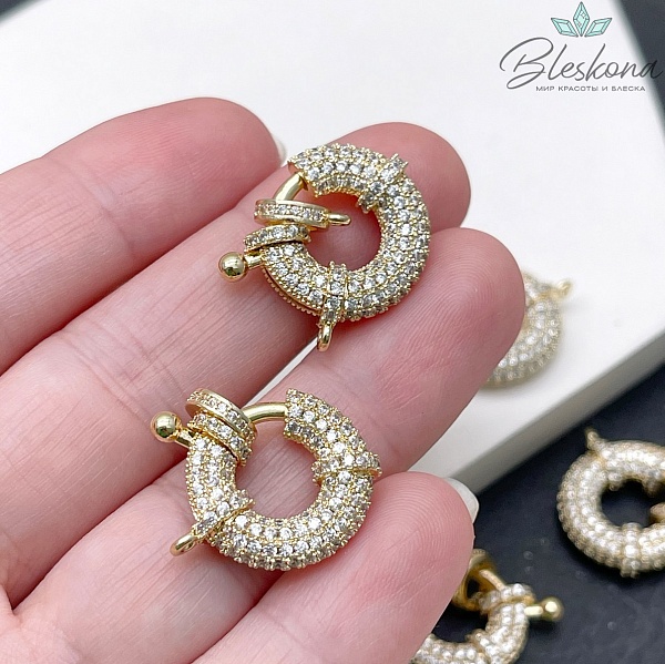 17*22,5 мм Цвет золото, Замок Штурвал цирконы