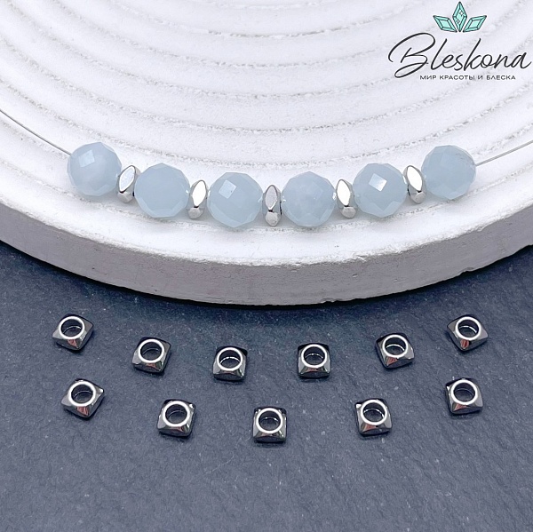 4*2 мм Цвет серебро, Бусина-разделитель квадрат