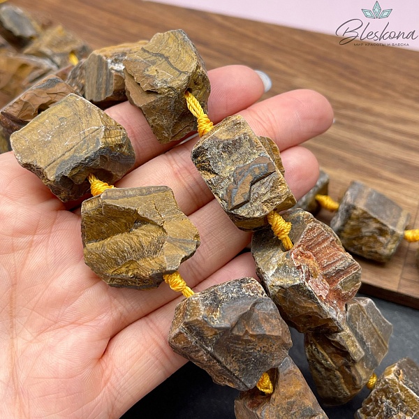 Тигровый глаз куски (18-24)*(18-28)мм