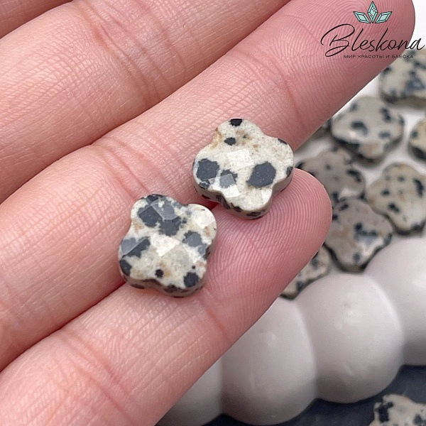 Яшма далматиновая клевер огранка 11,5 мм штучно
