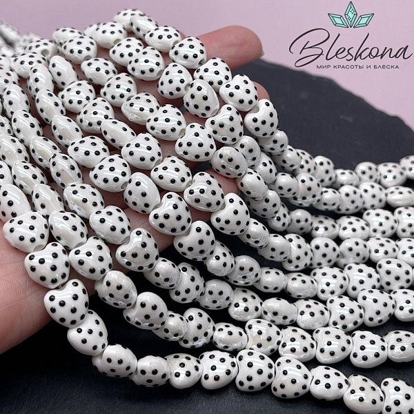 9,5-10 мм Бусина сердце, керамика цвет белый