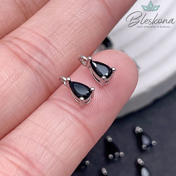 7,7*3,7 мм Цвет серебро, Подвеска капля черный циркон 