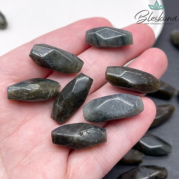 Лабрадор фриформ огранка №3 (21-24)*(9,5-11) мм штучно