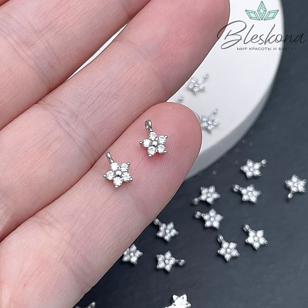 Подвеска мини цветок,цвет серебро с цирконами 5*6,5мм Люкс 