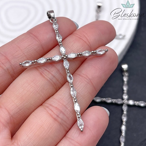 57*42мм Цвет серебро, Подвеска крест овальные цирконы