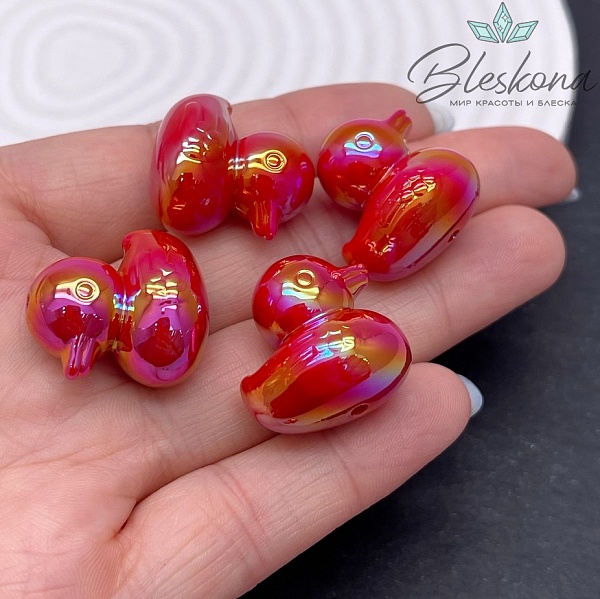 22*21 мм Бусина Уточка красная с переливом