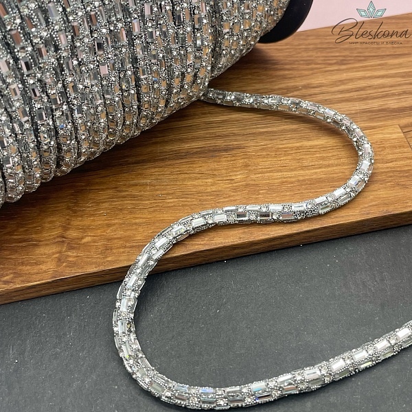 Стразовый шнур крупные стразы 5 мм