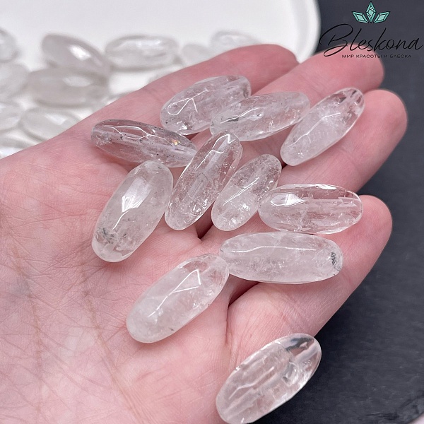 Горный хрусталь овал огранка №2 (23-25)*(9-11) мм штучно