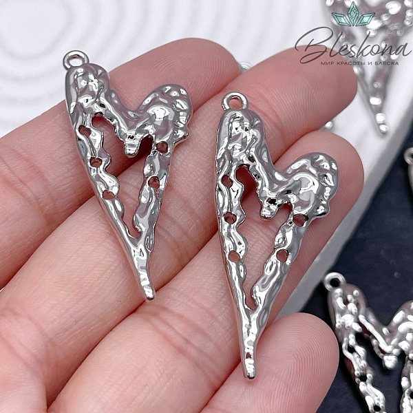 44,5*19 мм Цвет серебро, Подвеска сердце с отверстиями