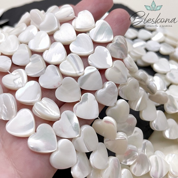Перламутр белый сердце 12 мм 