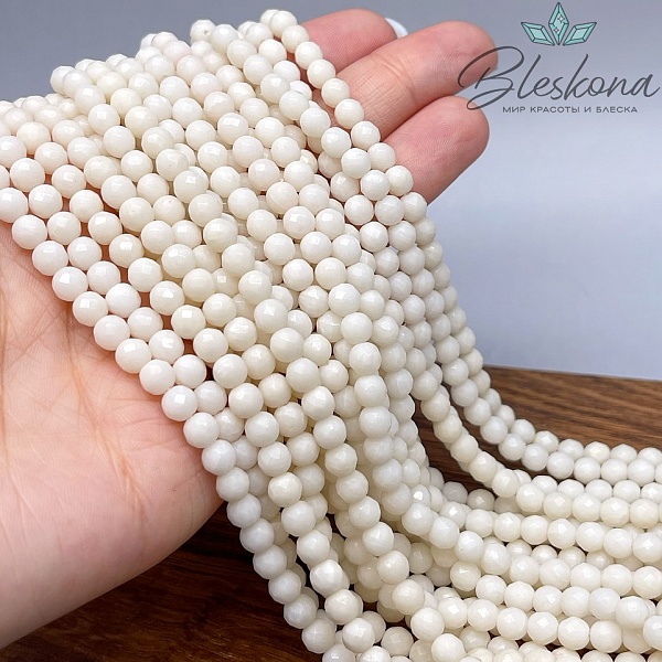 Коралл белый (Коралловые водоросли) огранка 5 мм