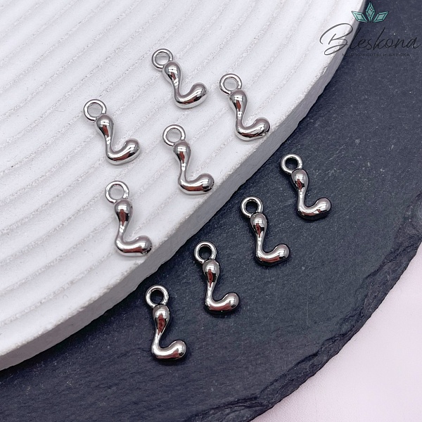 13 мм Цвет серебро, Буква гладкая L