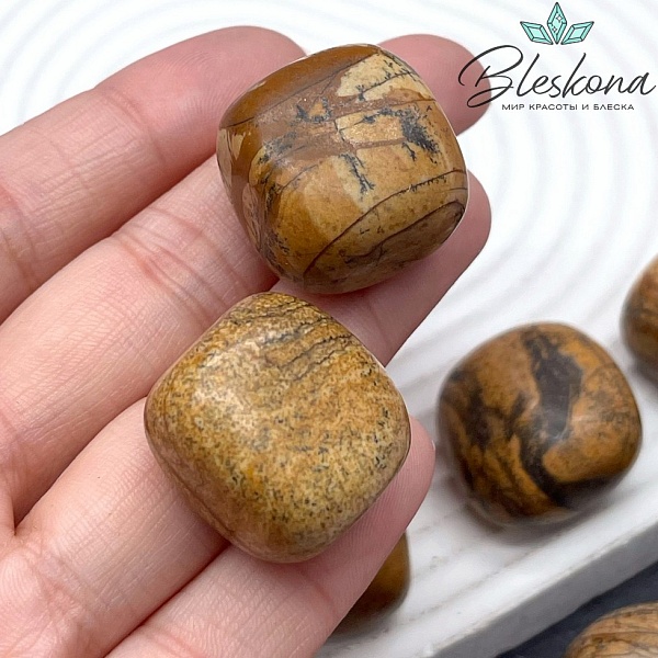 Яшма Песочная галтовка 22-24 мм