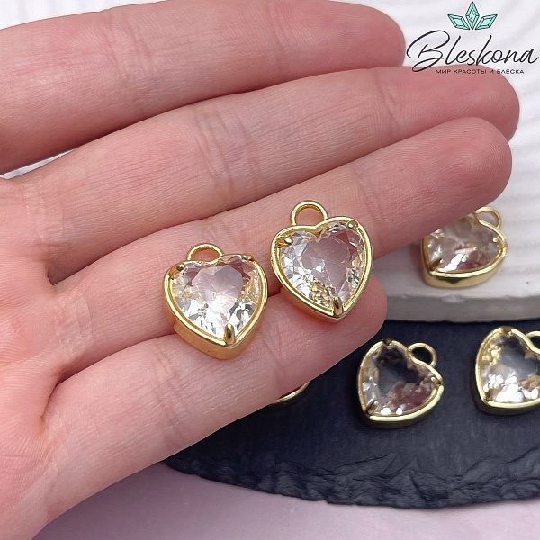 15*18мм Цвет золото, Подвеска сердце белое стекло