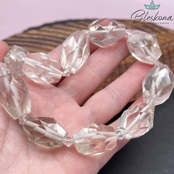 Горный хрусталь желтый фриформ огранка №9 (20-22)*(15-17)мм