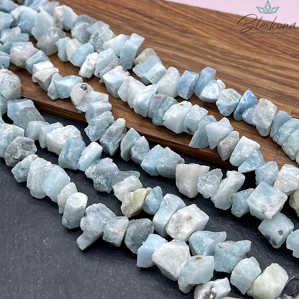 Аквамарин куски (5-10)*(10-15) мм 