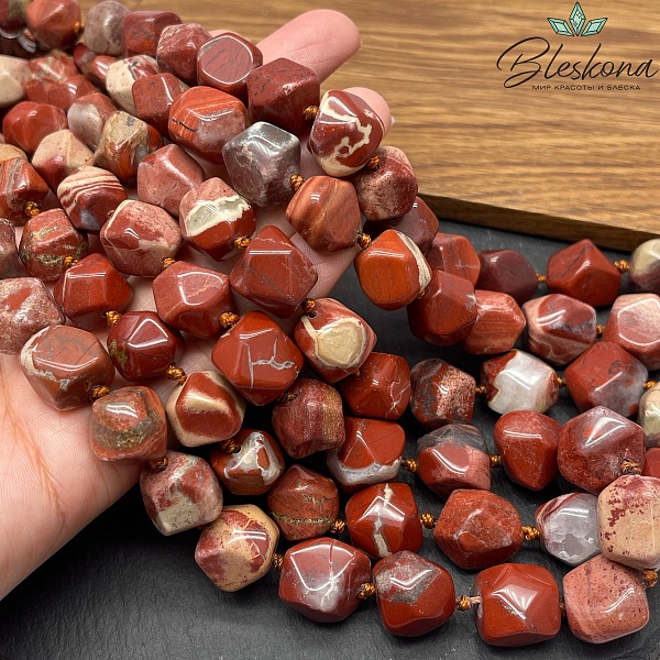 Яшма огненная фриформ огранка бусины на увеличение 12-16 мм