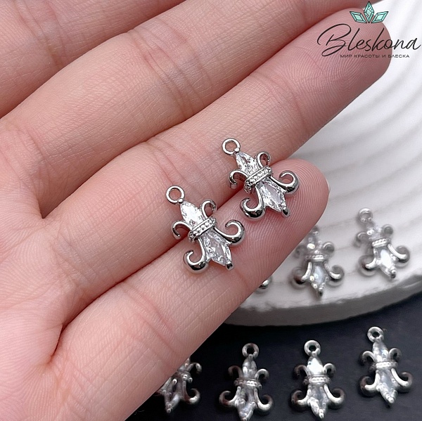 16*11 мм Цвет серебро, Подвеска королевская лилия с цирконами