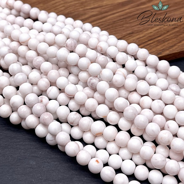 Оникс белый с прожилками 8 мм (кальцитовый)