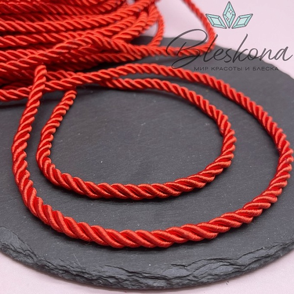 Шнур крученый красный 6 мм