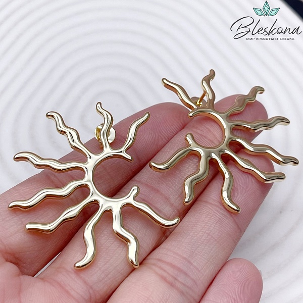 40,5*37,5 мм Цвет золото, Пусеты солнце 