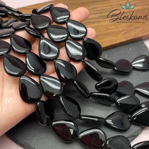 Агат черный с прожилками капля 25*19 мм