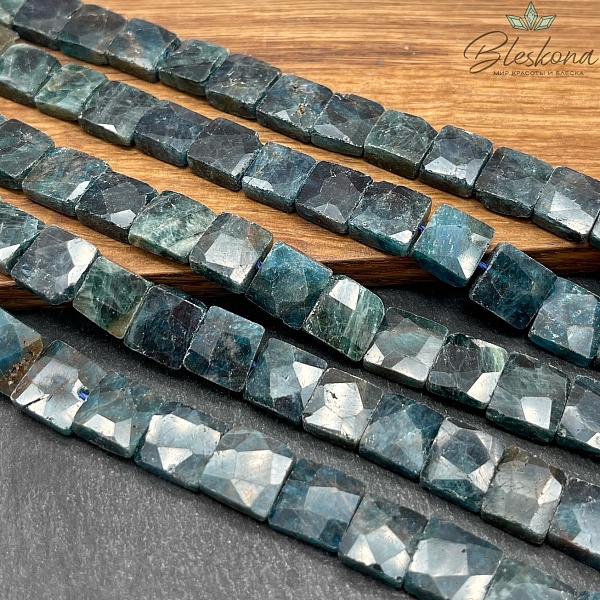 Апатит квадрат огранка 9,5-10 мм