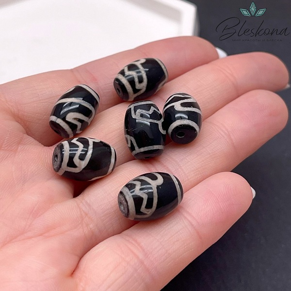 Бусина Дзи Лотос черно-белый бочонок 10*14 мм