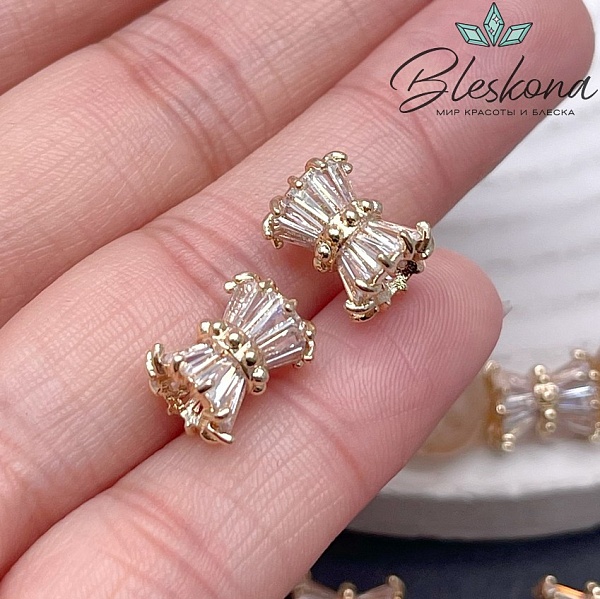 8,8*11мм Цвет золото,Бусина песочные часы цирконы  