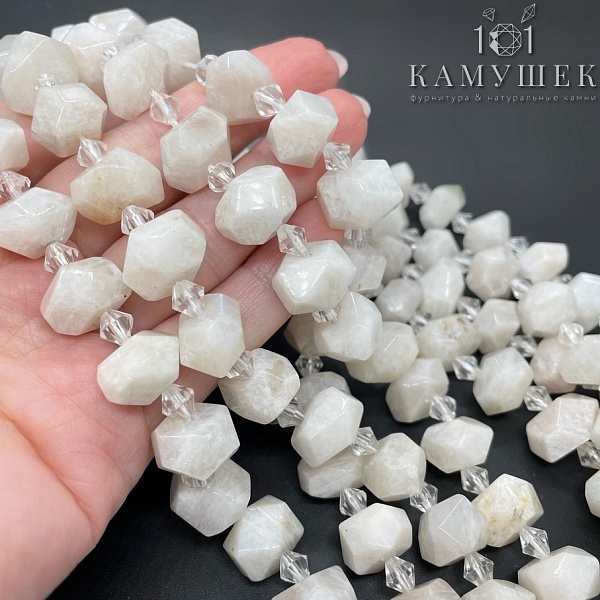 Лунный камень фриформ огранка (14-16)*(8-9)мм