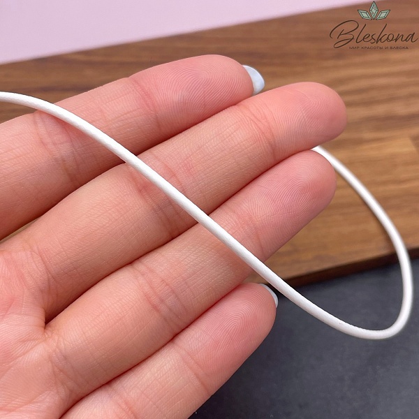 Шнур вощеный белый 2 мм