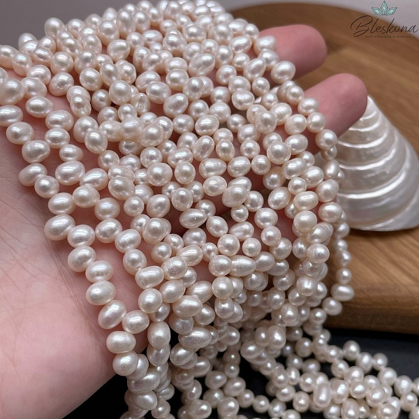 Жемчуг рис белый смещенный центр 6-6,5 мм